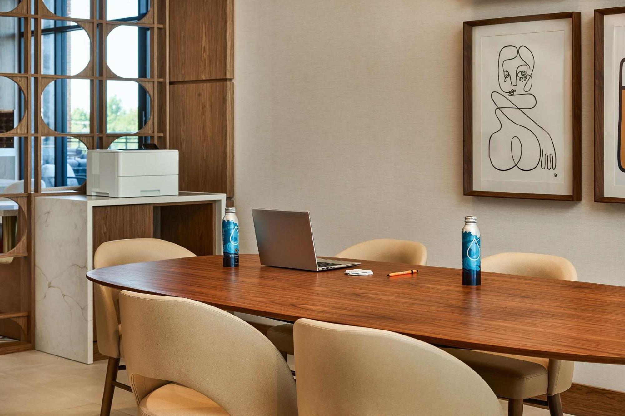 Lively Hotel On Oak Oklahoma City, Tapestry By Hilton المظهر الخارجي الصورة