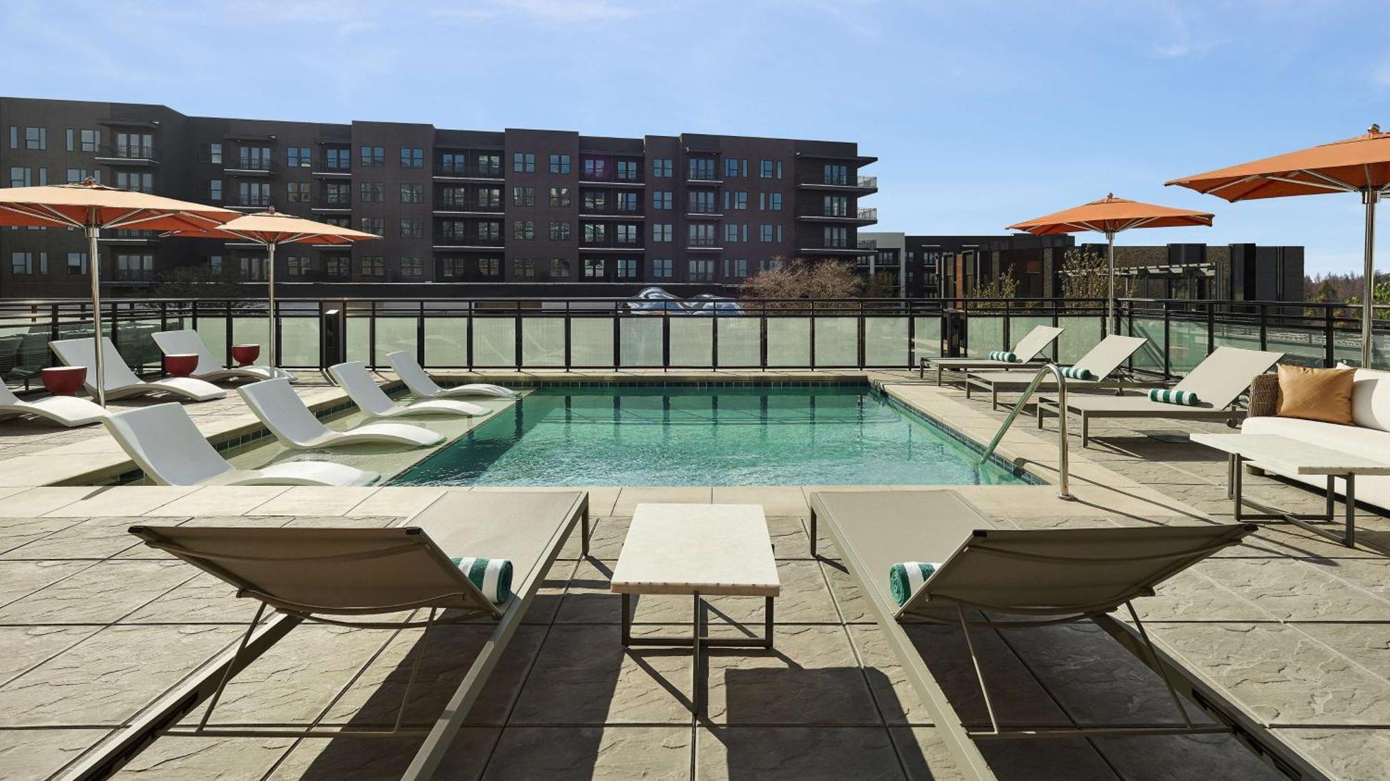 Lively Hotel On Oak Oklahoma City, Tapestry By Hilton المظهر الخارجي الصورة